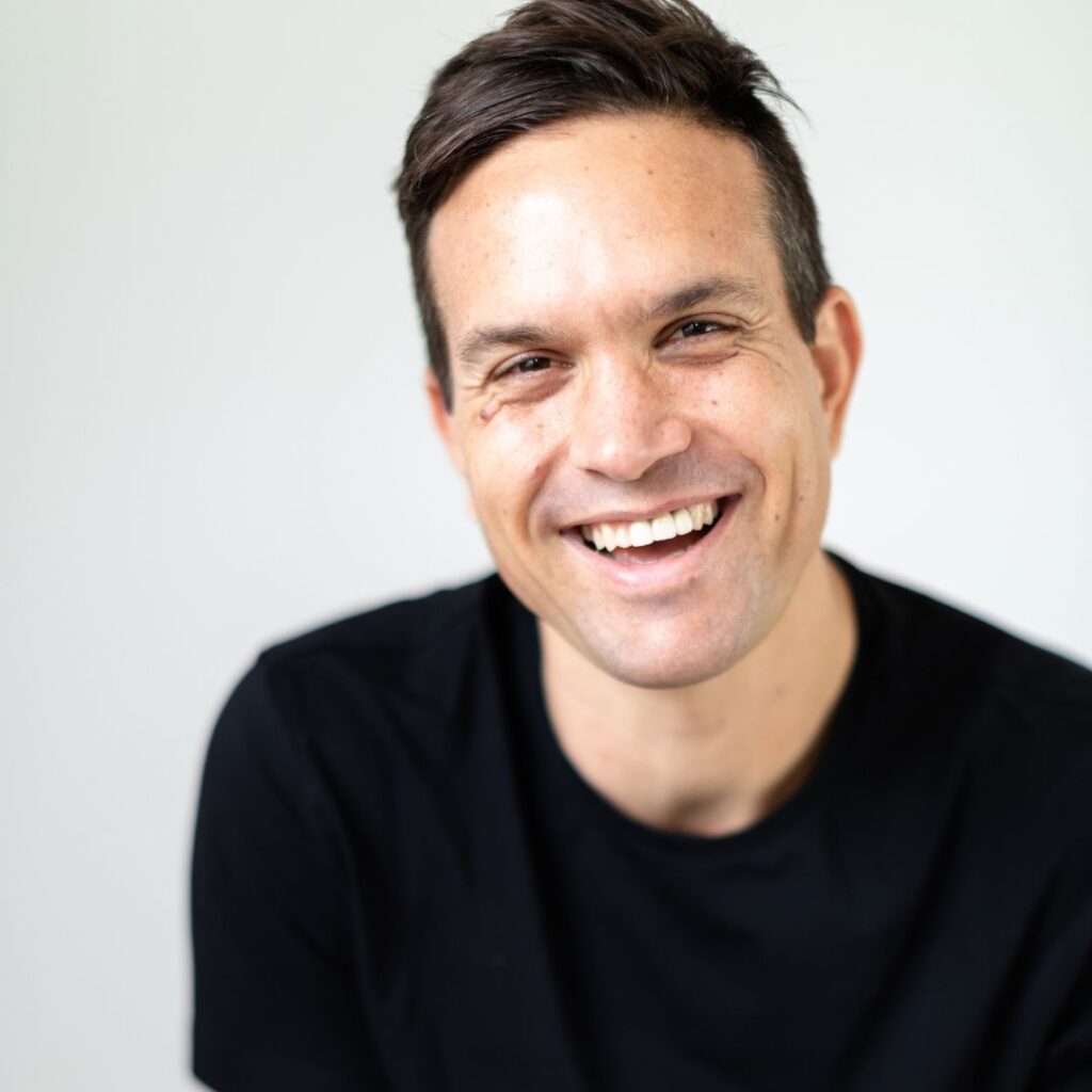 Dr Neil Cuninghame - Hillcrest Chiropractor on Noninvasive management of low back pain